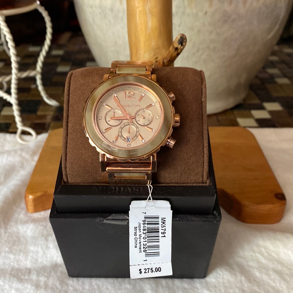 ❤️💲Brand new Authentic Michael Kors Watch ❤️💲